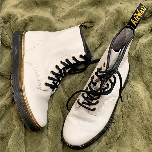 Dr. Martens Shoes - Dr. Martens White Boots ZAVALA